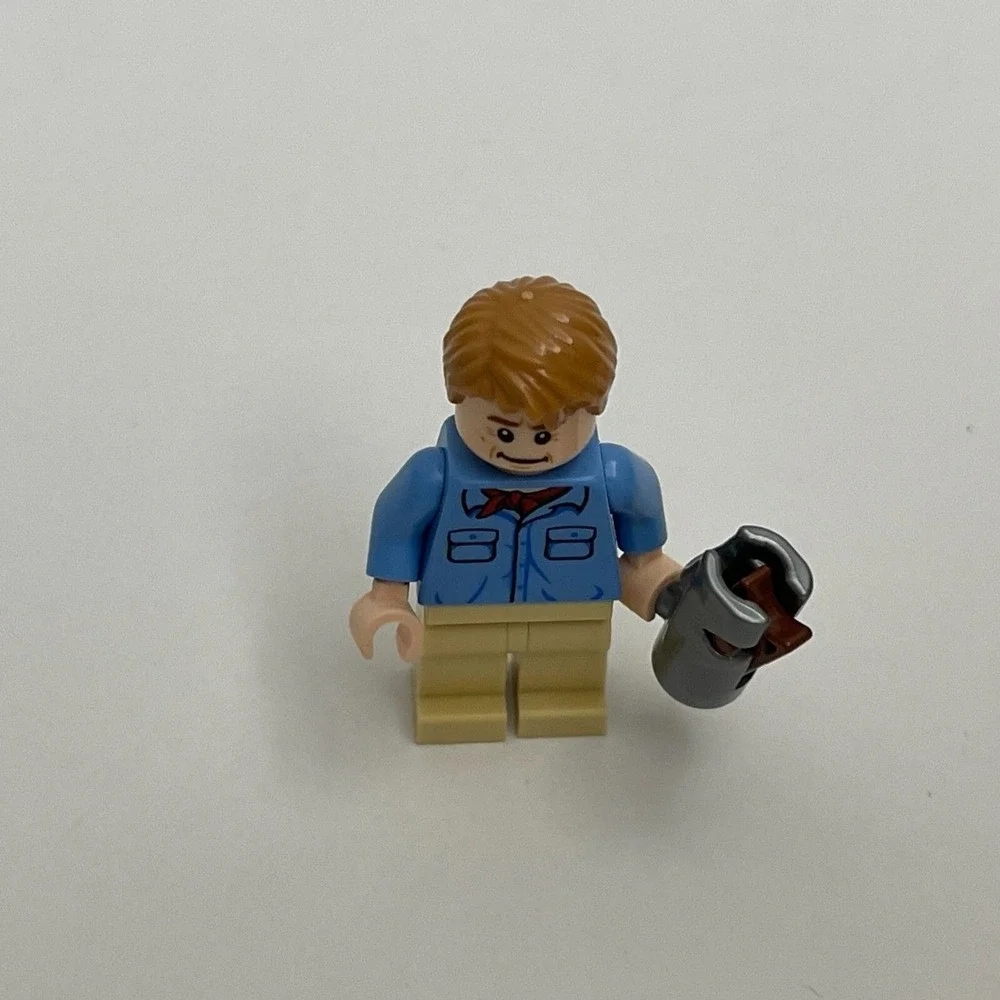 Lego Minifigure Minifig with Weapon Replacement Part Piece